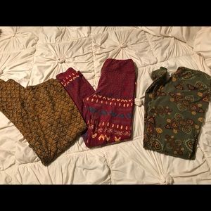 Bundle of LuLaRoe leggings OS